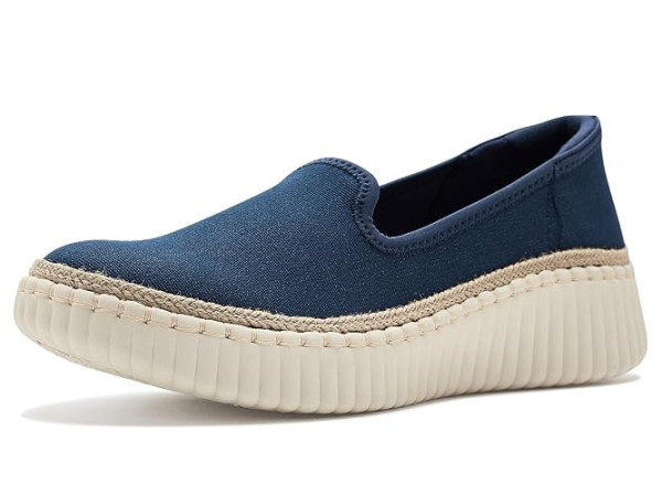 SKECHERS Wilshire Blvd - Be My Muse