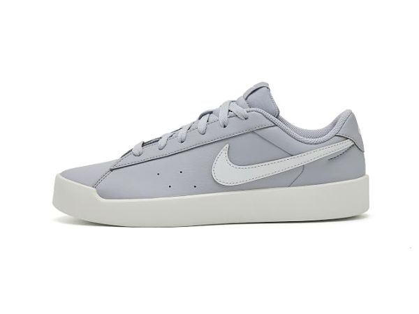 Nike Court Heritage