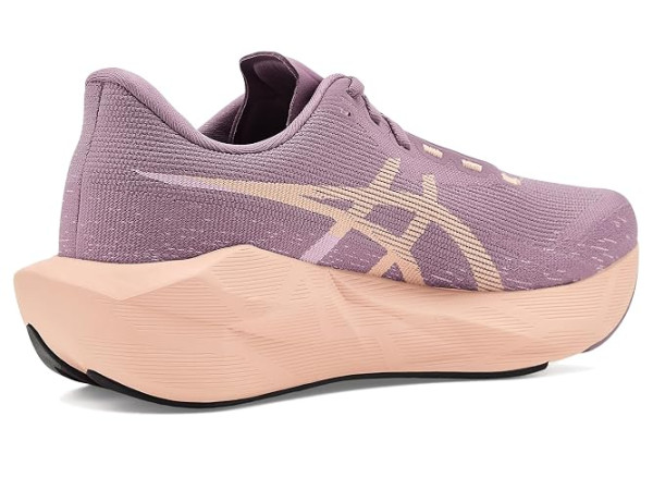 ASICS Novablast 6
