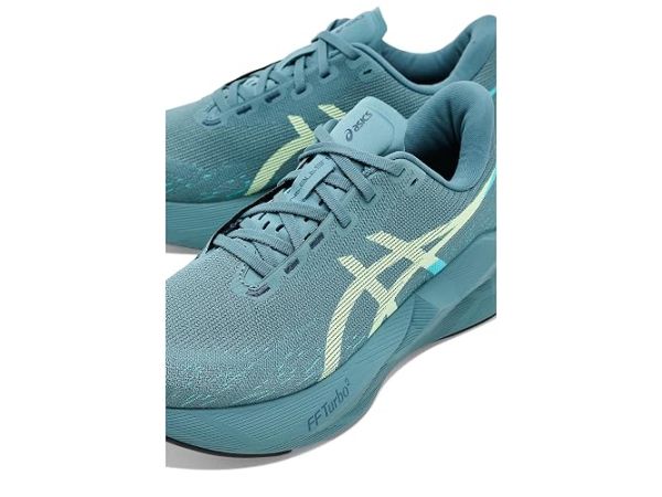 ASICS Novablast 6 ASICS Novablast 6