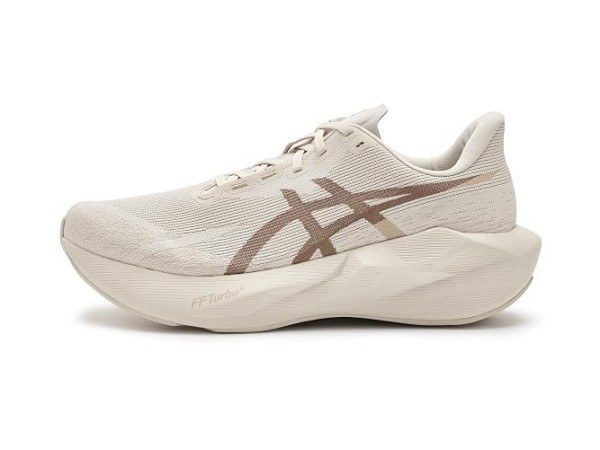 ASICS Novablast 6 ASICS Novablast 6