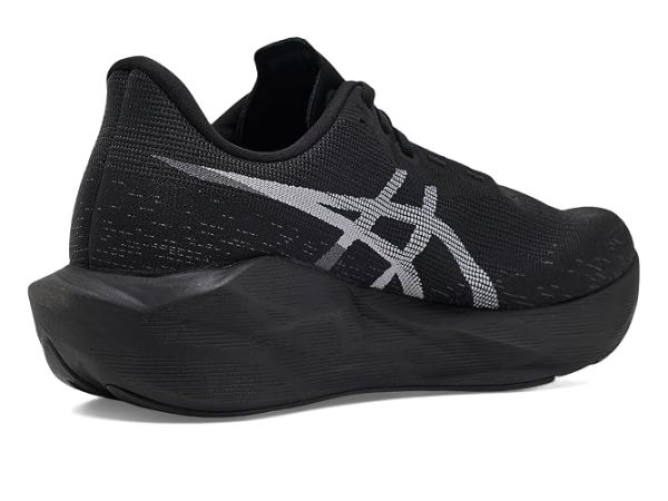 ASICS Novablast 6 ASICS Novablast 6