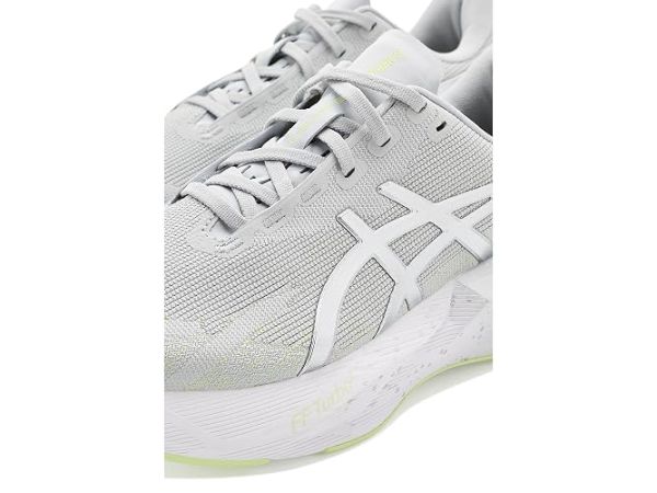 ASICS Novablast 6 Platinum