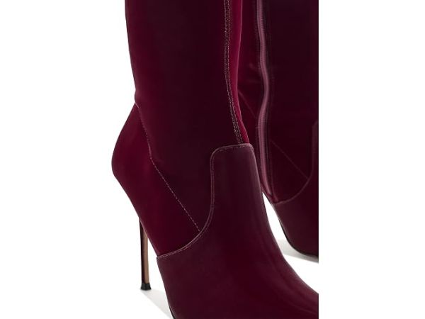 Steve Madden Pegasus
