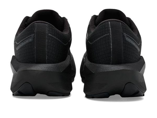 ASICS Novablast 6 GTX ASICS Novablast 6 GTX