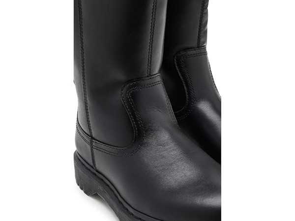 Dr. Martens Anistone Pull-On