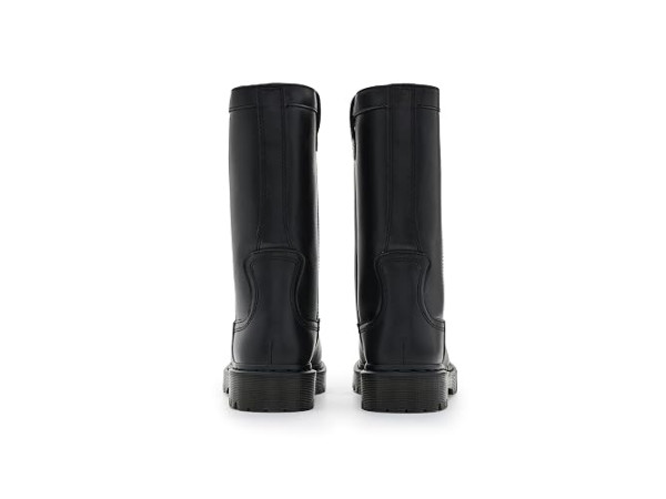 Dr. Martens Anistone Pull-On