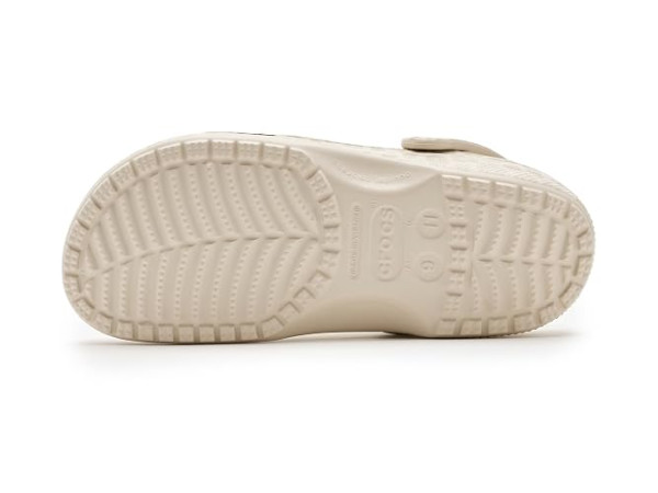Crocs Classic Clog - Seasonal Graphic Crocs Classic Clog - Seasonal Graphic