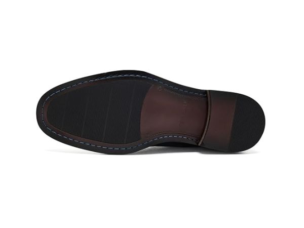 Steve Madden Buckner