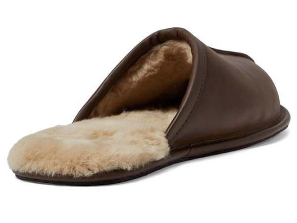 UGG Scuff