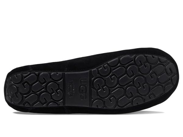 UGG Ascot