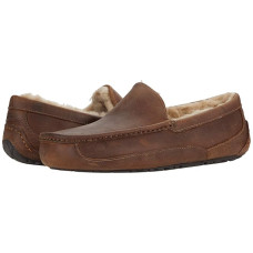 UGG Ascot