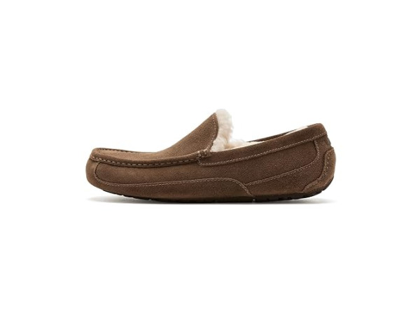 UGG Ascot