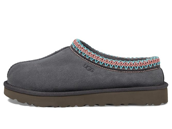 UGG Tasman