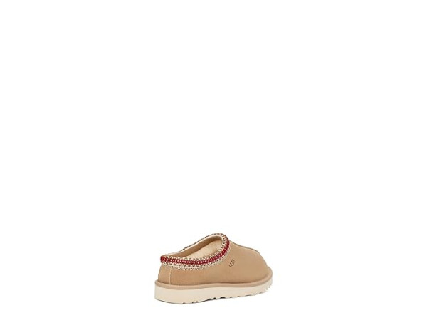 UGG Tasman