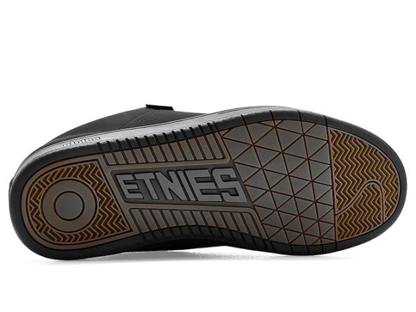 etnies Kingpin