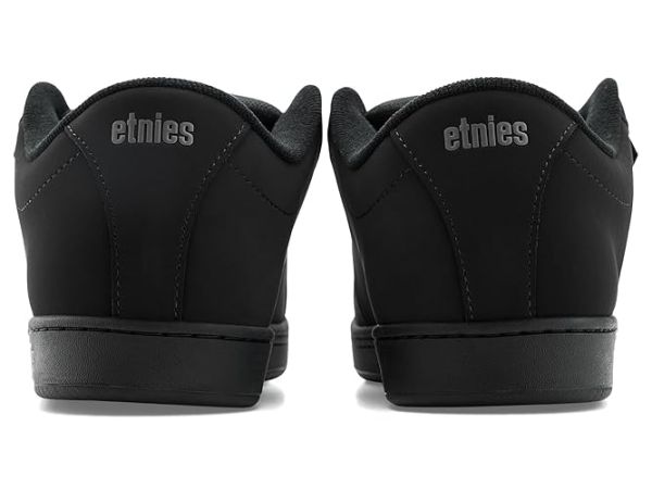 etnies Kingpin