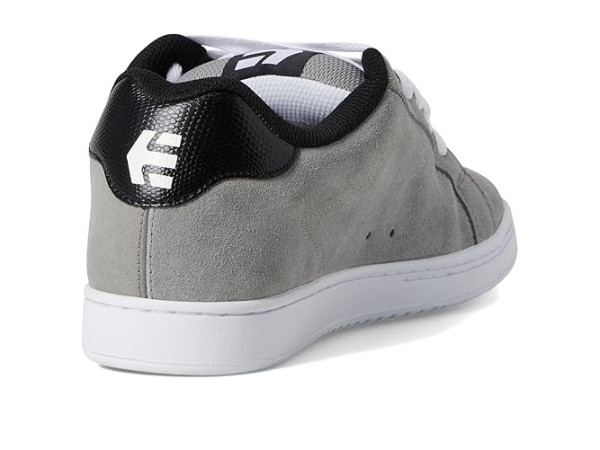 etnies Fader