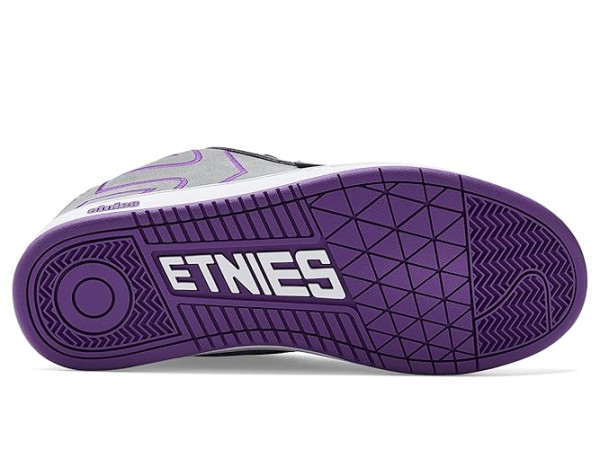 etnies Fader