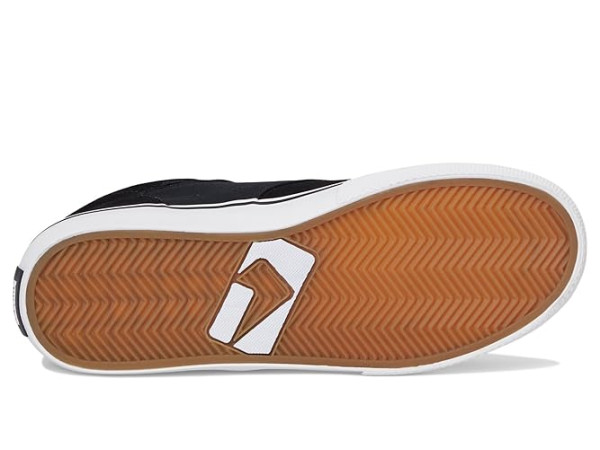 Globe Motley Mid