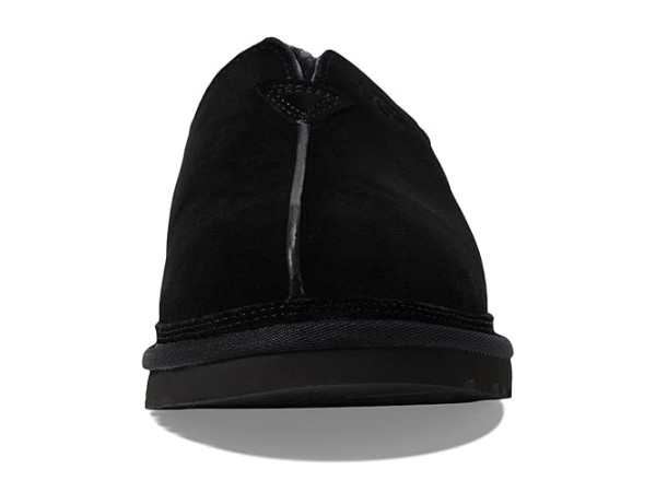 UGG Neuman