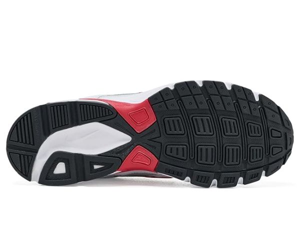 Nike Initiator