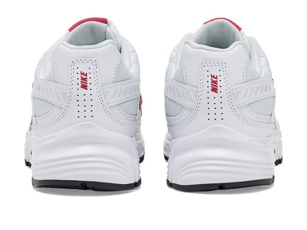 Nike Initiator