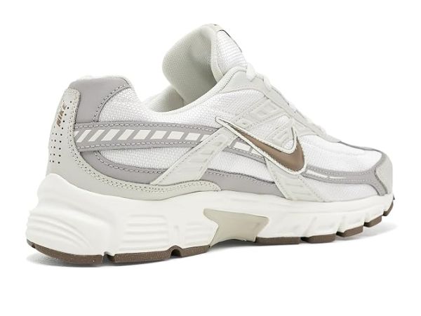 Nike Initiator