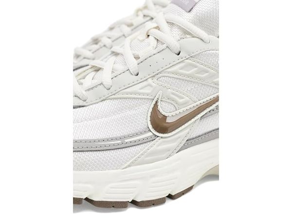 Nike Initiator