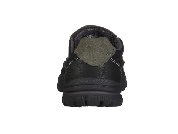 SKECHERS Relaxed Fit Braver - Rayland