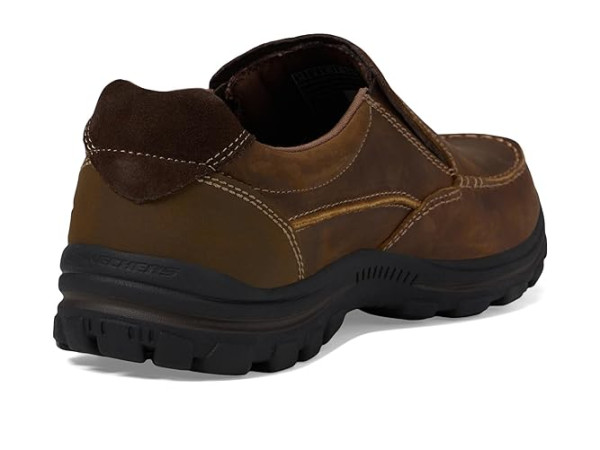 SKECHERS Relaxed Fit Braver - Rayland