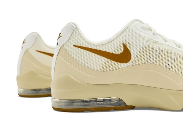 Nike Air Max Invigor Nike Air Max Invigor