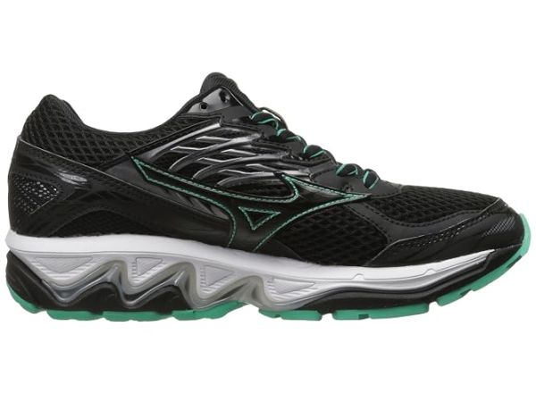 Mizuno Wave Paradox 3