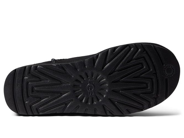 UGG Classic Short II