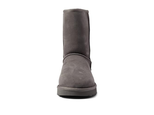 UGG Classic Short II
