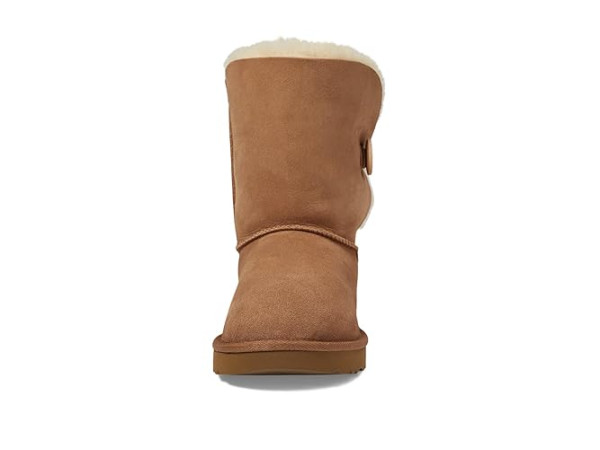 UGG Bailey Button II