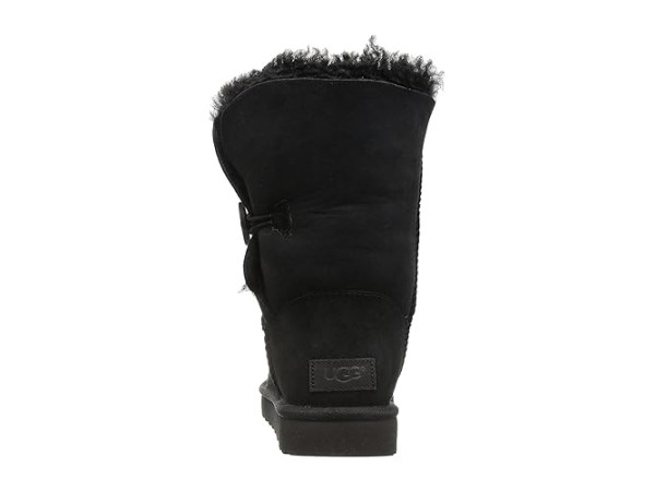 UGG Bailey Button II