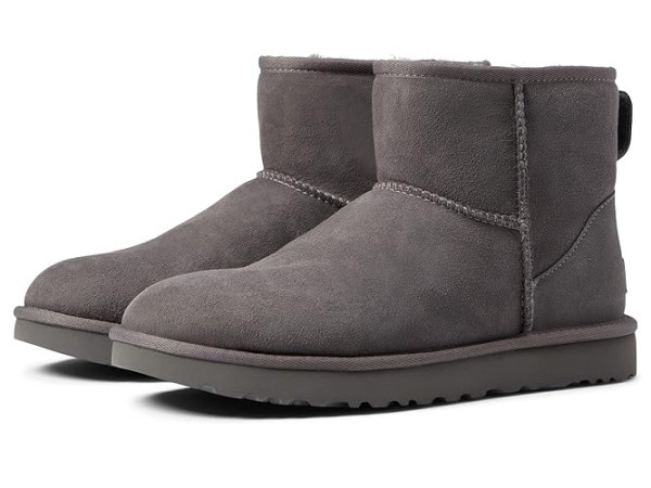 UGG Classic Mini II