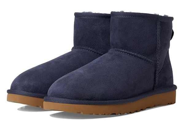 UGG Classic Mini II