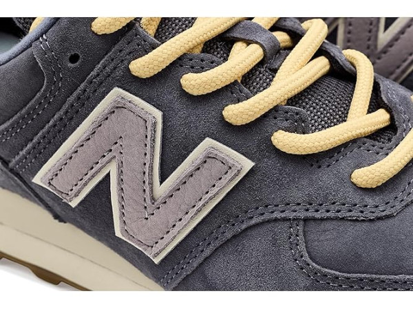 New Balance Classics WL574V2
