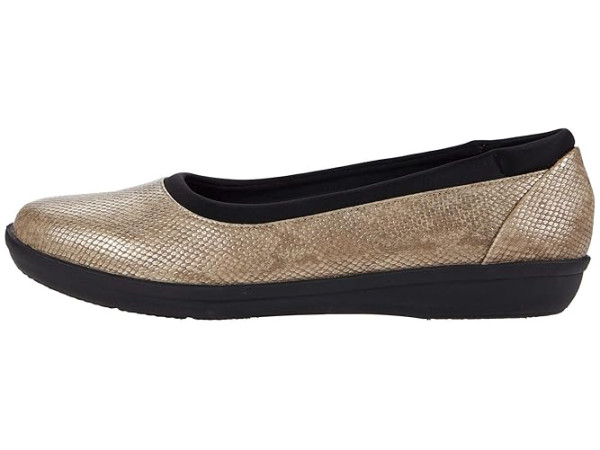 Clarks Ayla Low