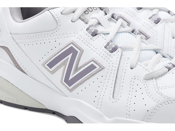 New Balance WX608v5