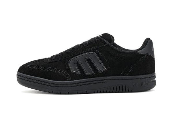 etnies Locut