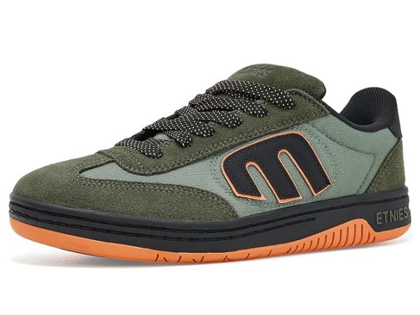 etnies Locut