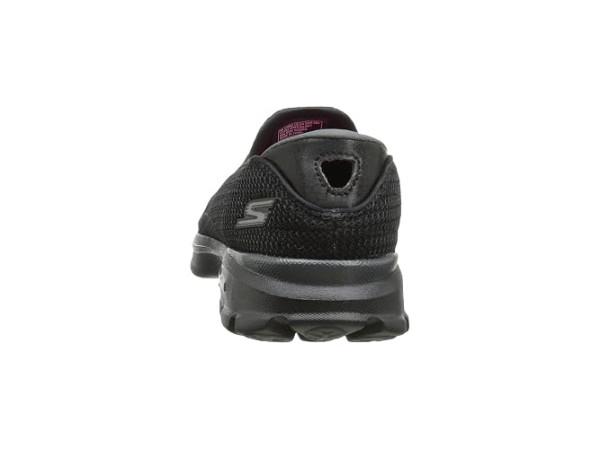 SKECHERS Performance Go Walk 3