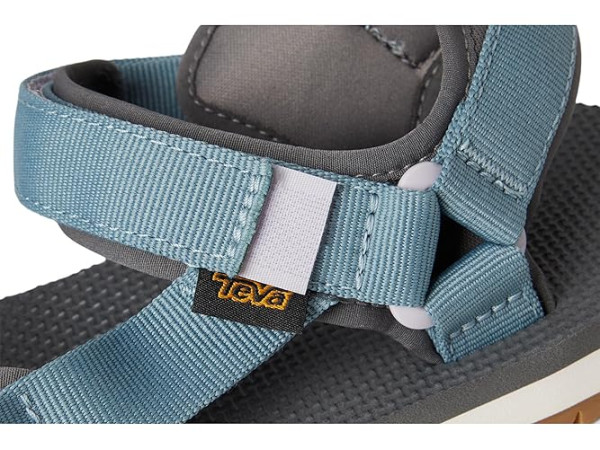 Teva Universal Trail