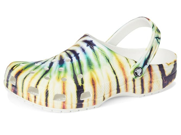 Crocs Classic Clogs - Seasonal Graphic Crocs Classic Clogs - Seasonal Graphic