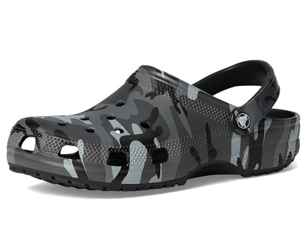 Crocs Classic Clogs - Seasonal Graphic Crocs Classic Clogs - Seasonal Graphic