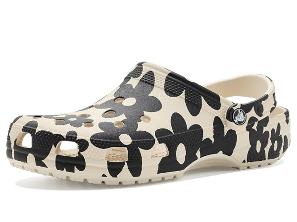 Crocs Classic Clog - Seasonal Graphic Crocs Classic Clog - Seasonal Graphic