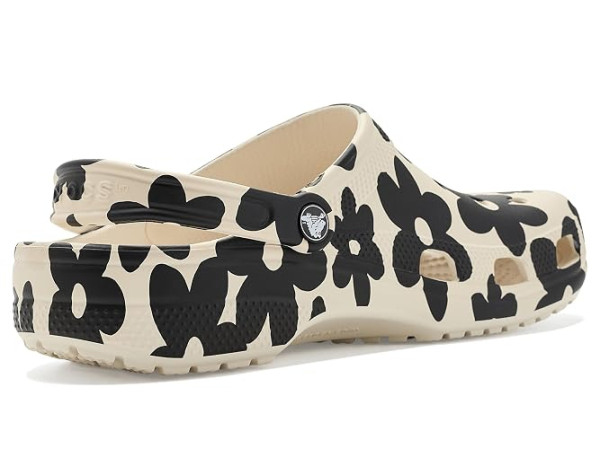 Crocs Classic Clog - Seasonal Graphic Crocs Classic Clog - Seasonal Graphic